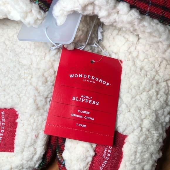 WONDERSHOP Shoes Adult Plaid Slippers Red size M 11/12 W 13/14 - Picture 6 of 6